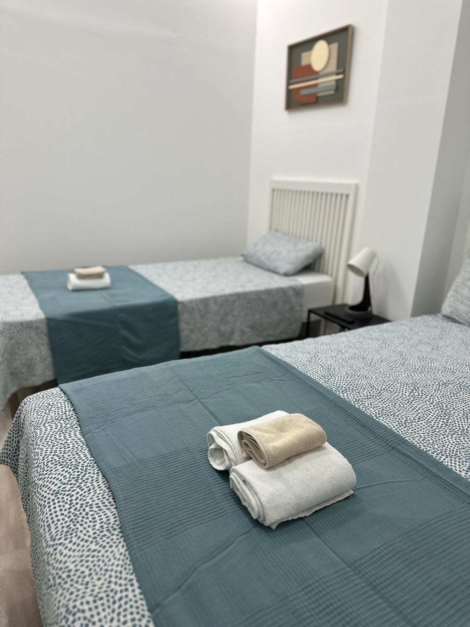 Deluxe Triple Room,1576556528:JPEG